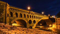 Die weitestgespannte Steinbogenbrücke der Welt...