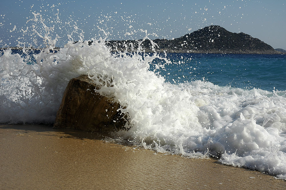 Die Welle und der Stein