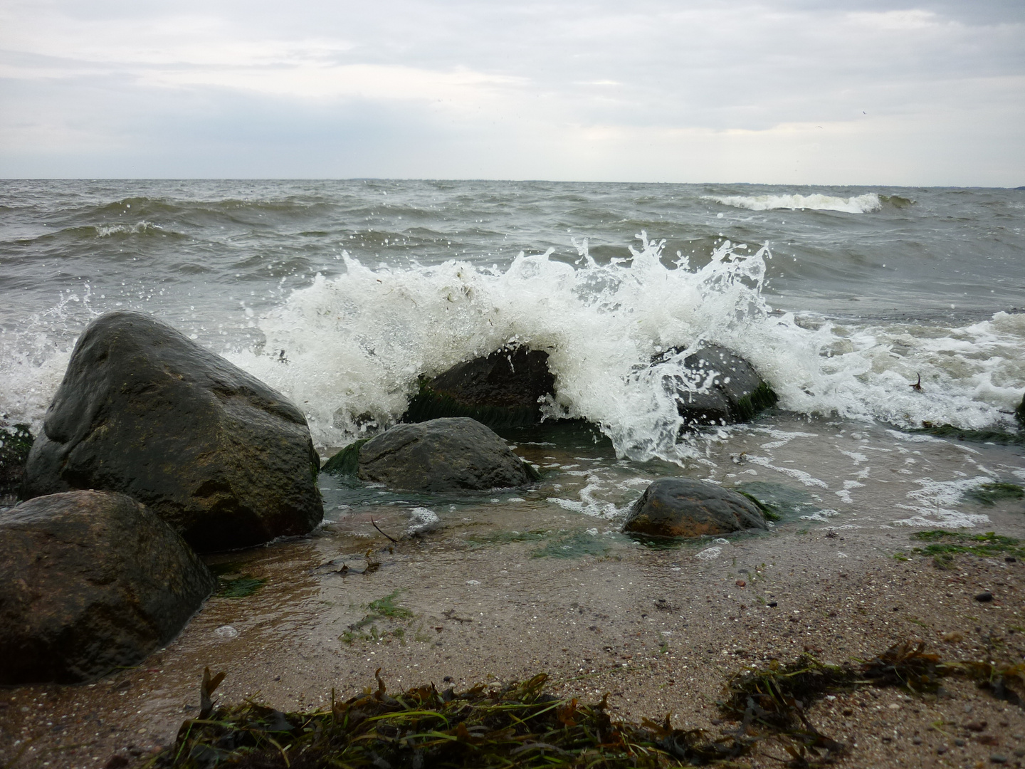 die Welle... und der Stein ...