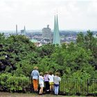 `Die Welt gehört uns.' (Vintage)