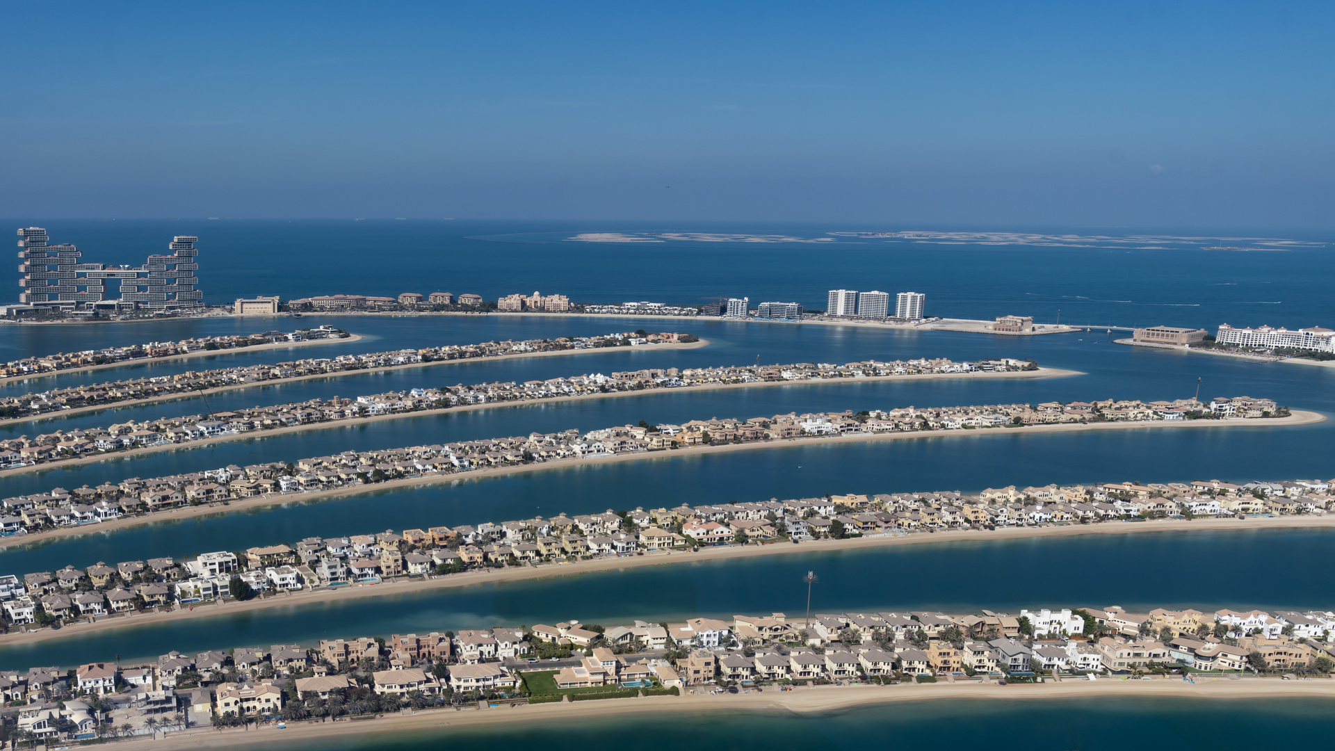 Die Welt hinter der Palme von Dubai