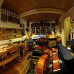 Die Werkstatt des Geigenbauers