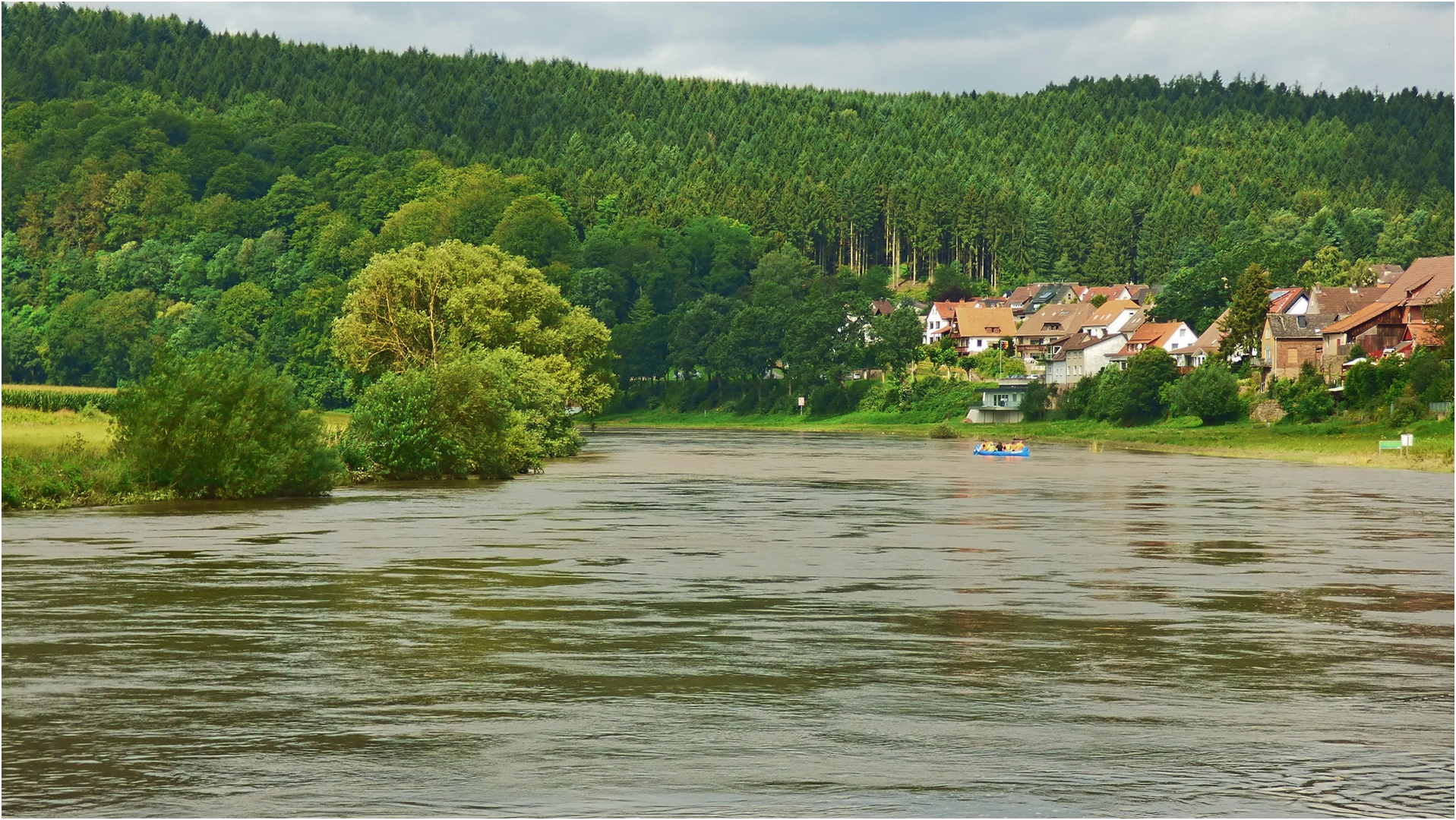 Die Weser bei Bodenfelde