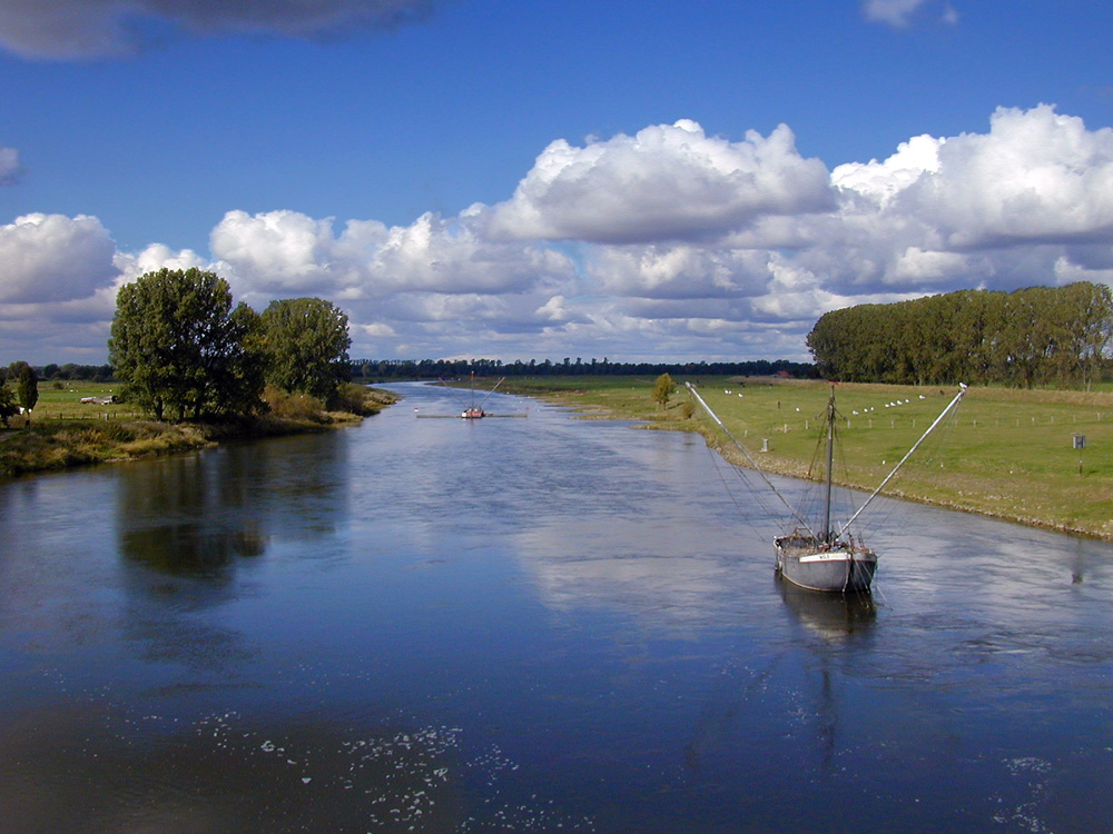 Die Weser bei Petershagen Foto & Bild | landschaft, bach, fluss & see, flüsse und kanäle Bilder ...