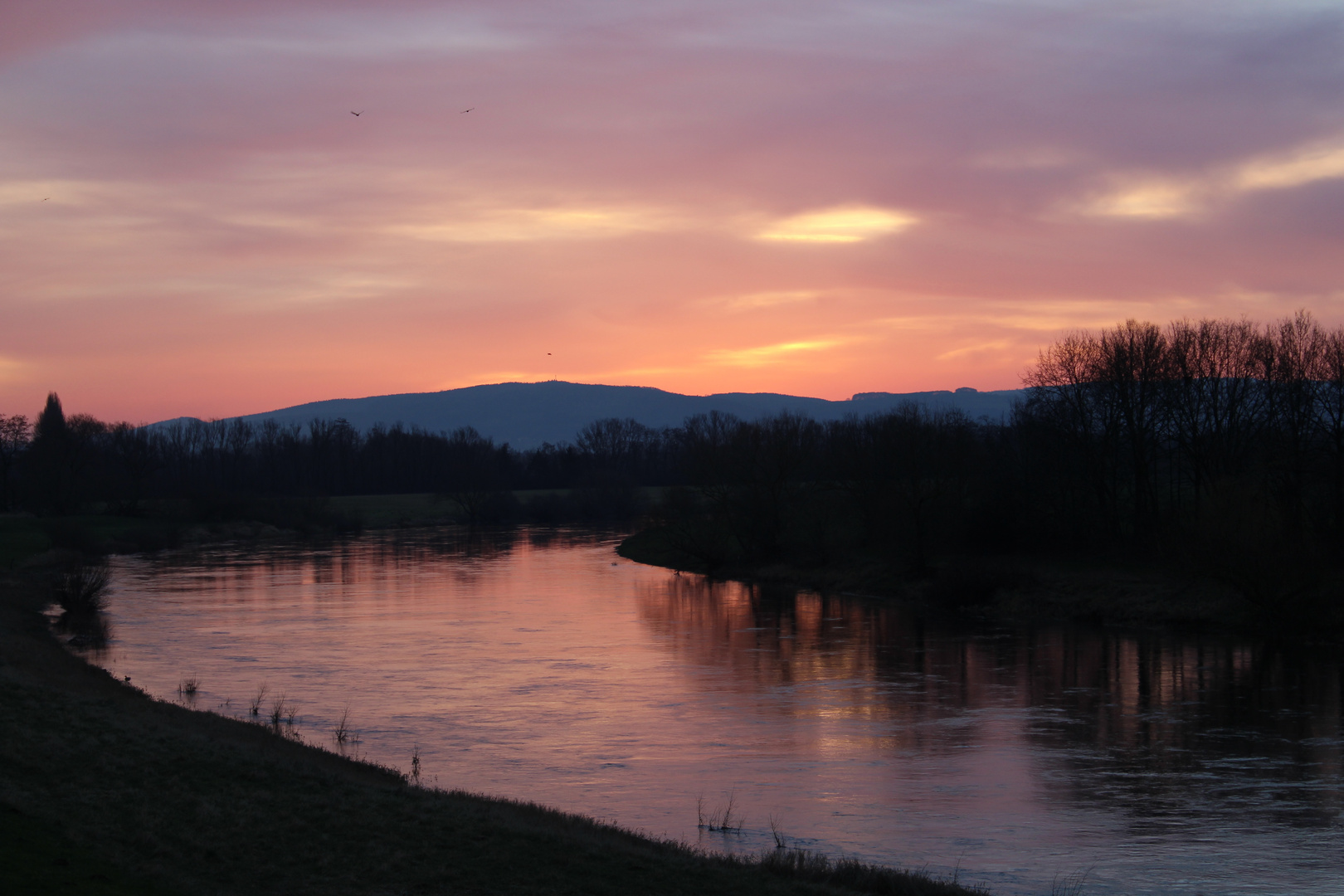 Die Weser im hellen Glanz