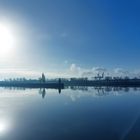 Die Weser mit der Einfahrt zum Getreidehafen, Bremen