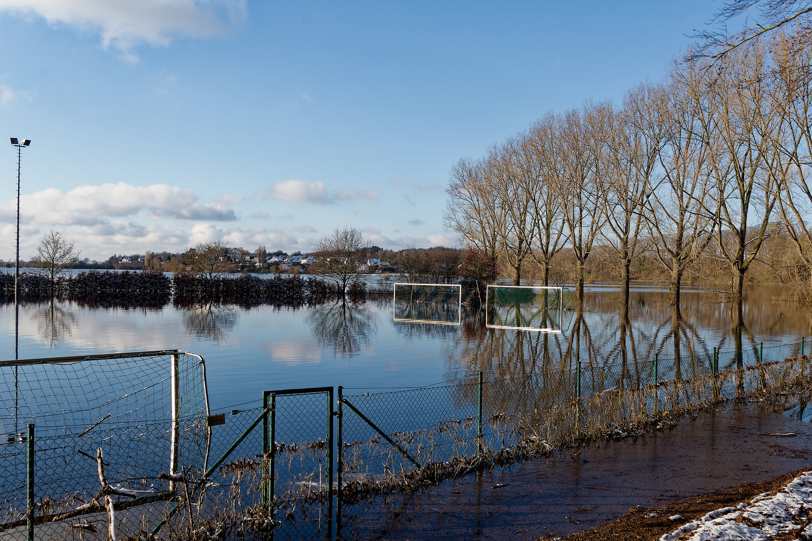 Die Wesermarsch bei Hochwasser