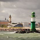 Die Westmole von Warnemünde