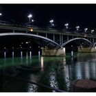 Die Wettsteinbrücke bei night