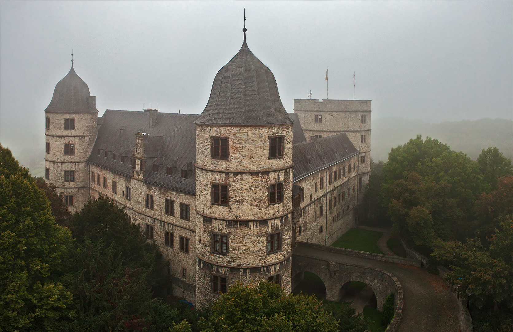 Die Wewelsburg im Nebel 001