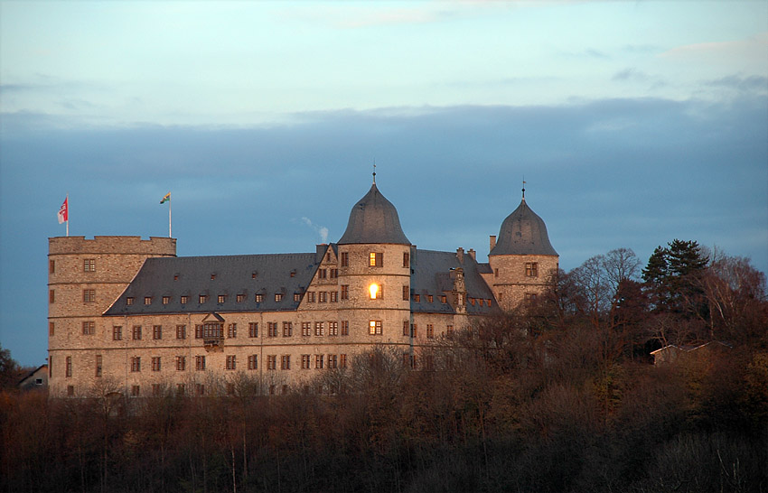 Die Wewelsburg in der Abendsonne