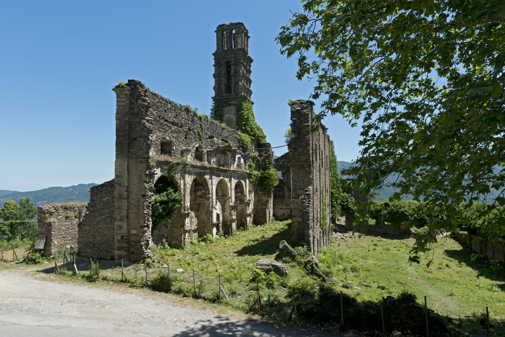 Die Widerstandskämpfer trafen sich im Kloster von Orezza, dort wurde...