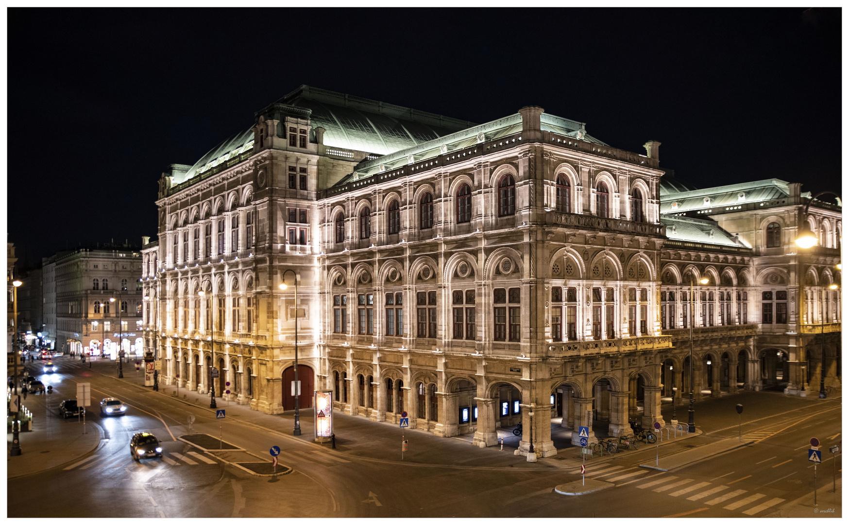 Die Wiener Staatsoper... Foto & Bild nachtaufnahme, österreich, wien