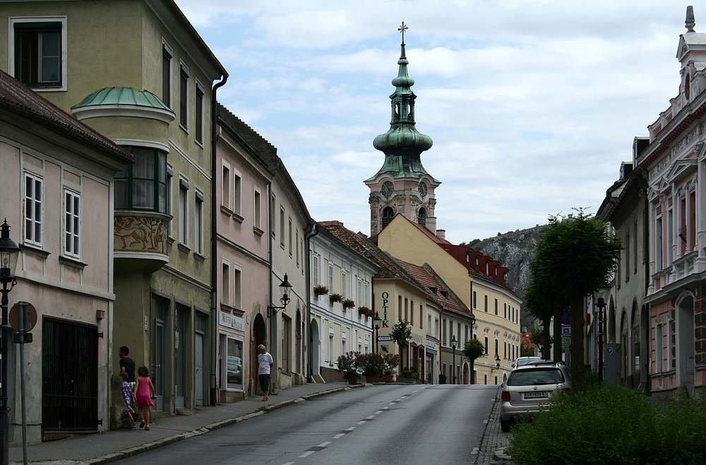 Die Wiener Straße in Hainburg