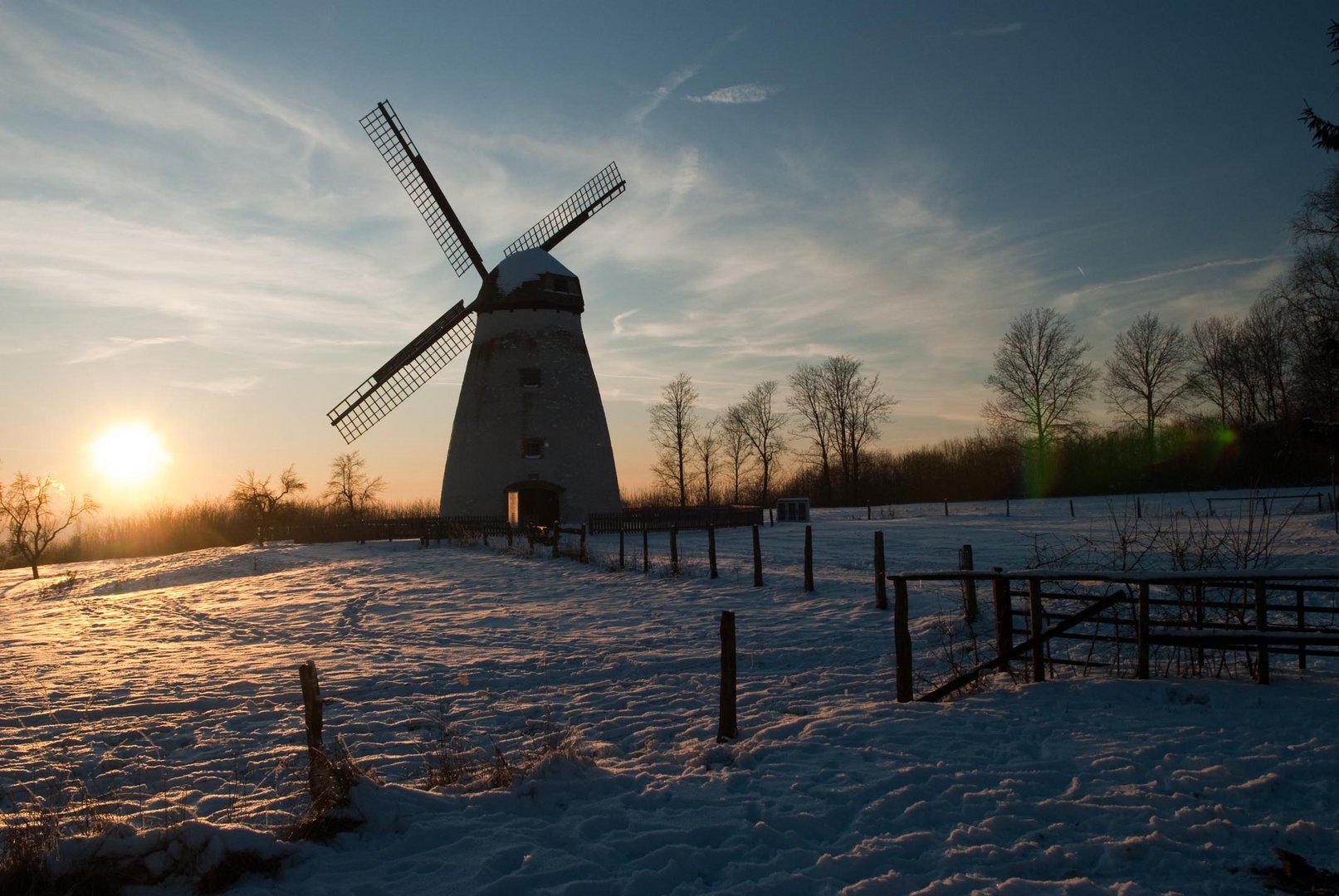 Die Windmühle am Höxberg