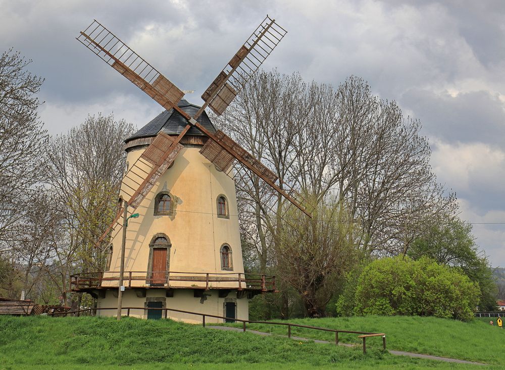 32+ Gartenanlage In Meerane Windmühle, Im herzen der kleinstadt