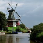 Die Windmühlen am Fluss