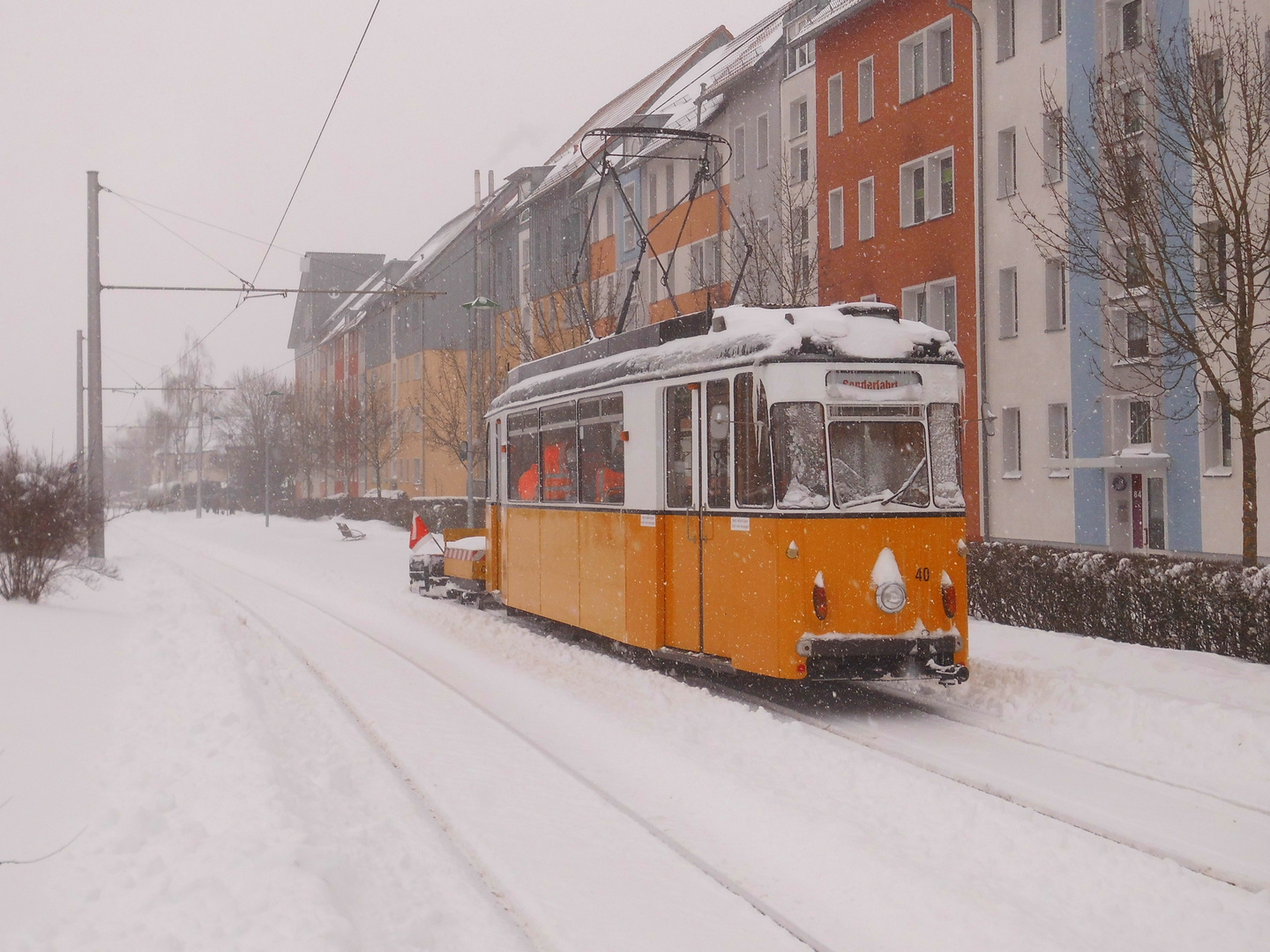 Die Winterdienst Straßenbahn in Nordhausen Nord 3.