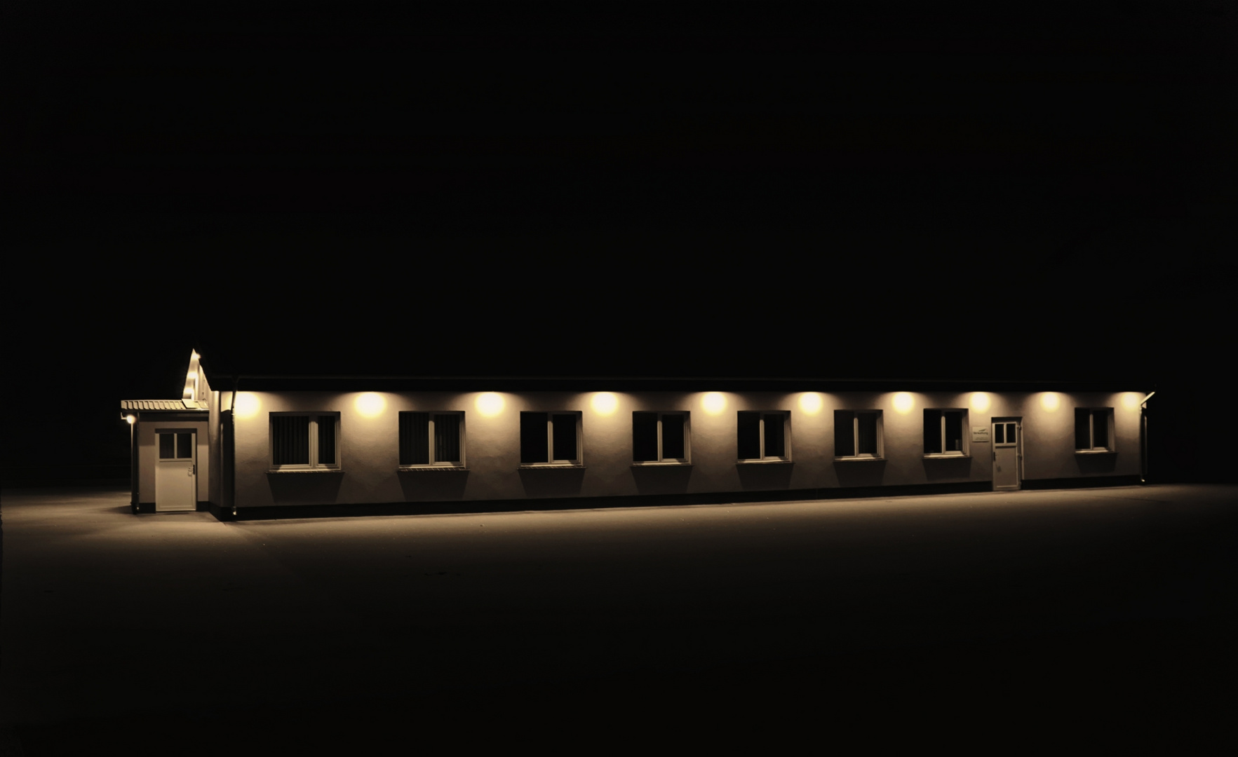 Die Wirkung von Licht Foto & Bild  architektur, architektur bei nacht