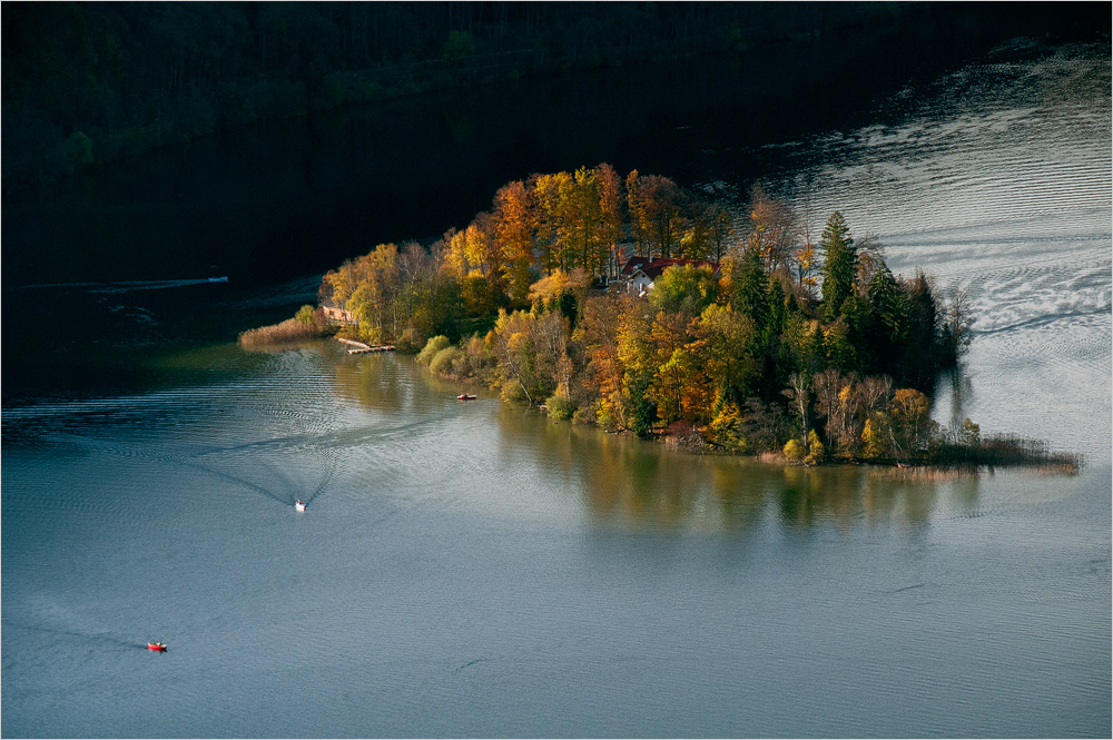 Die Wörth im Herbstlicht