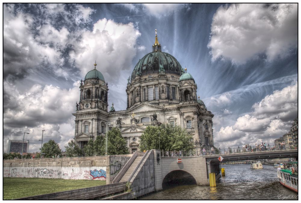 Die Wolken habe ich in Berlin gesehen