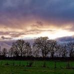 Die Wolken reißen auf, an einem sonst trüben Januartag