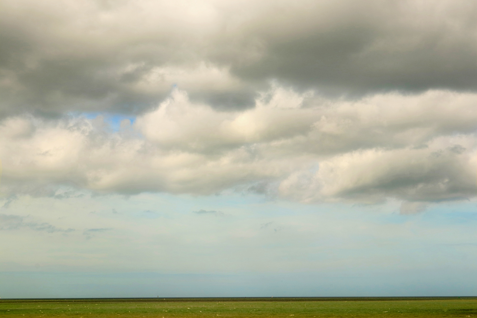 Die Wolken und die Stille