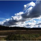 Die Wolken ziehen quer über das Land.....