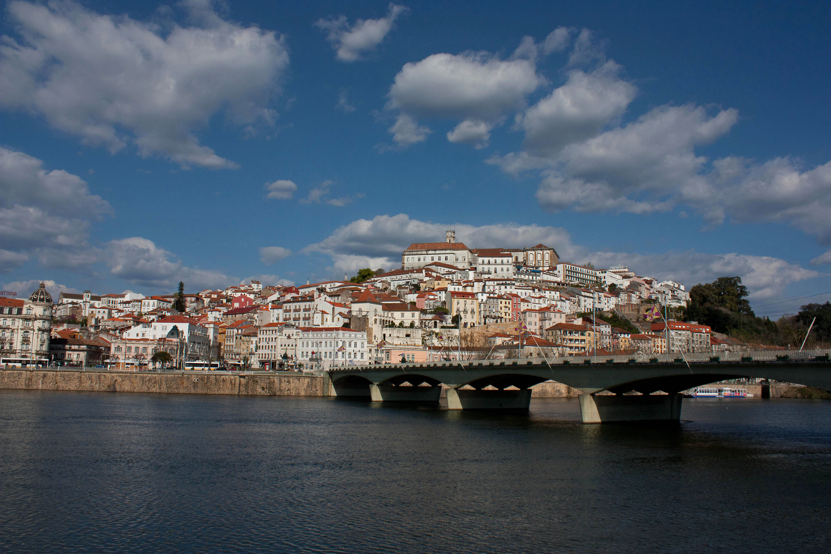 die Wolken ziehen vorbei (Coimbra Portugal)