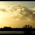 ...die Wolken ziehn übers Land...