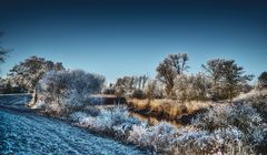 Die Wümme bei Frost und Niedrigwasser