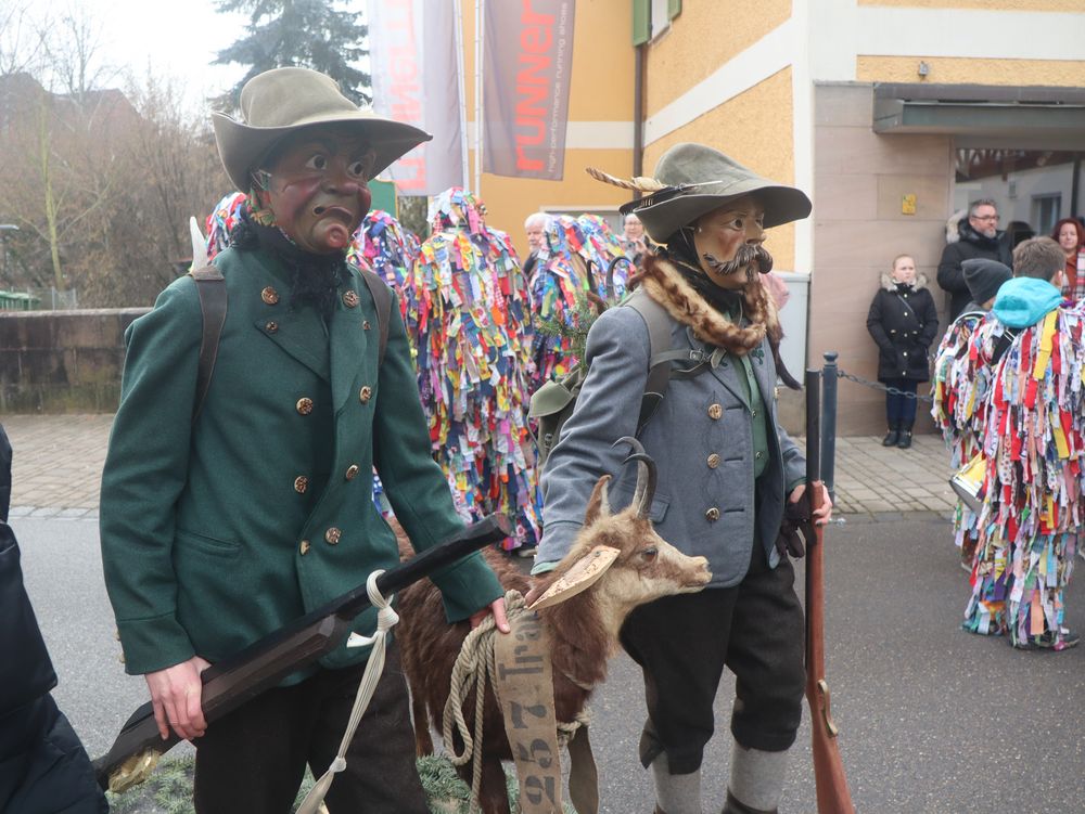 Die "Wuiderer" Maschkera von Grainau