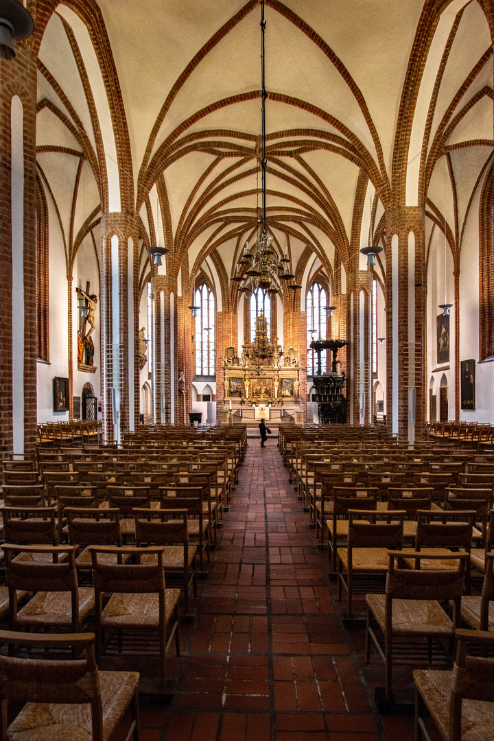 Die wunderbare St. Nikolai Kirche in Berlin Spandau Foto ...