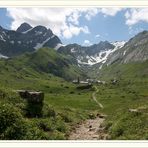 die wunderschön gelegene Meglisalp am Fusse des Säntis