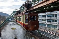 Die Wuppertale Schwebebahn (1)