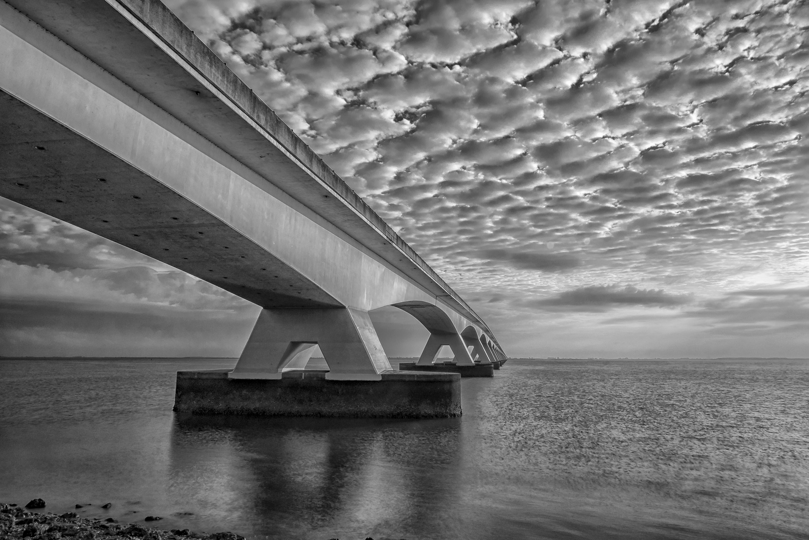 Die Zeeland Brücke 