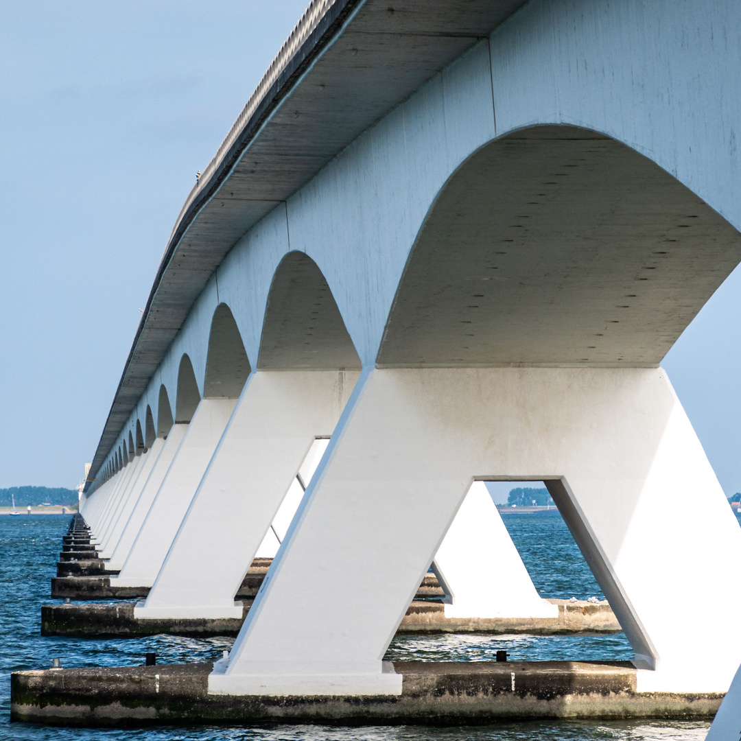 Die Zeelandbrücke