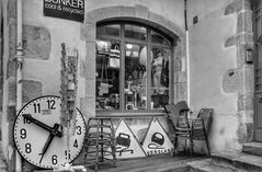 Die Zeit läuft......oder muss erst wieder ans laufen gebracht werden 