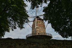 Die Zonser Windmühle...