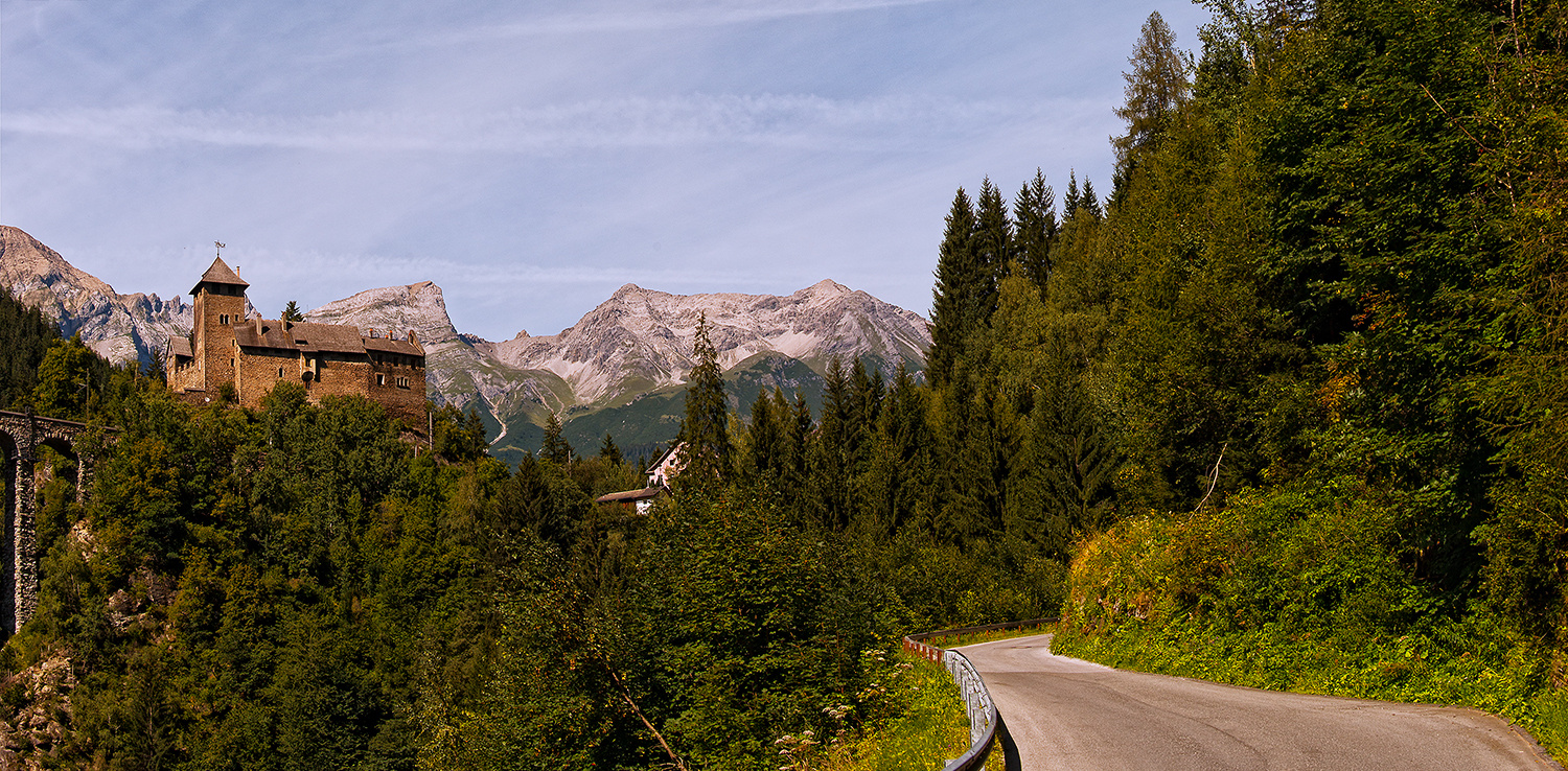 die Zug-Brücke