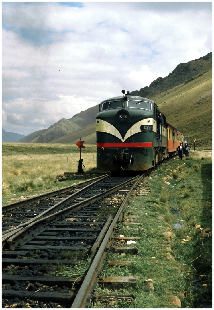 Die Zuglok der höchsten Bahn der Welt