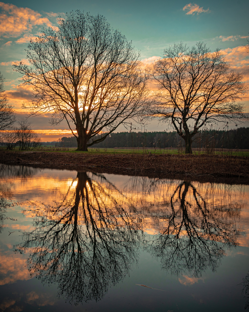 Die Zwei am Kanal und ein Sonnenaufgang