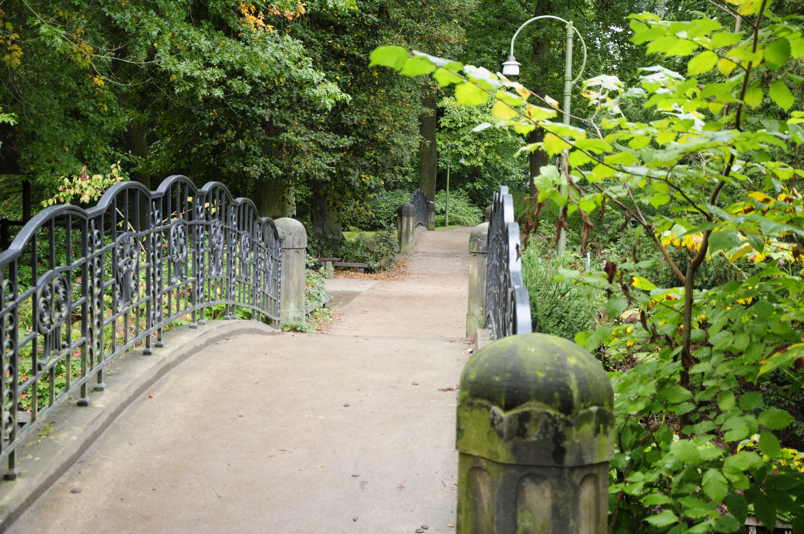 Die zwei Brücken im Bremer Bürgerpark Foto & Bild bremen, teich