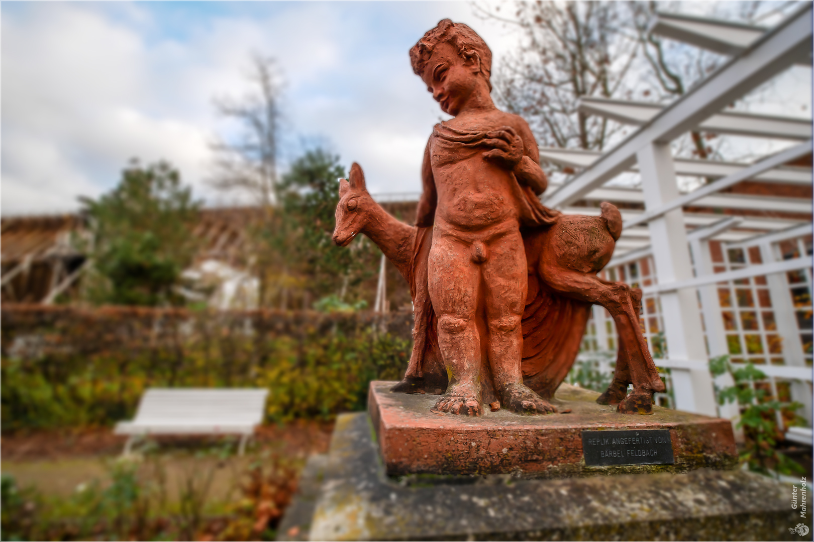 Die Zwei im Kurpark von Bad Salzelmen