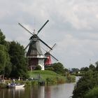 Die Zwillingswindmühlen in Greetsiel / Ostfriesland