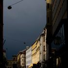 Dienerstrasse München im Abendlicht nach Regenschauer