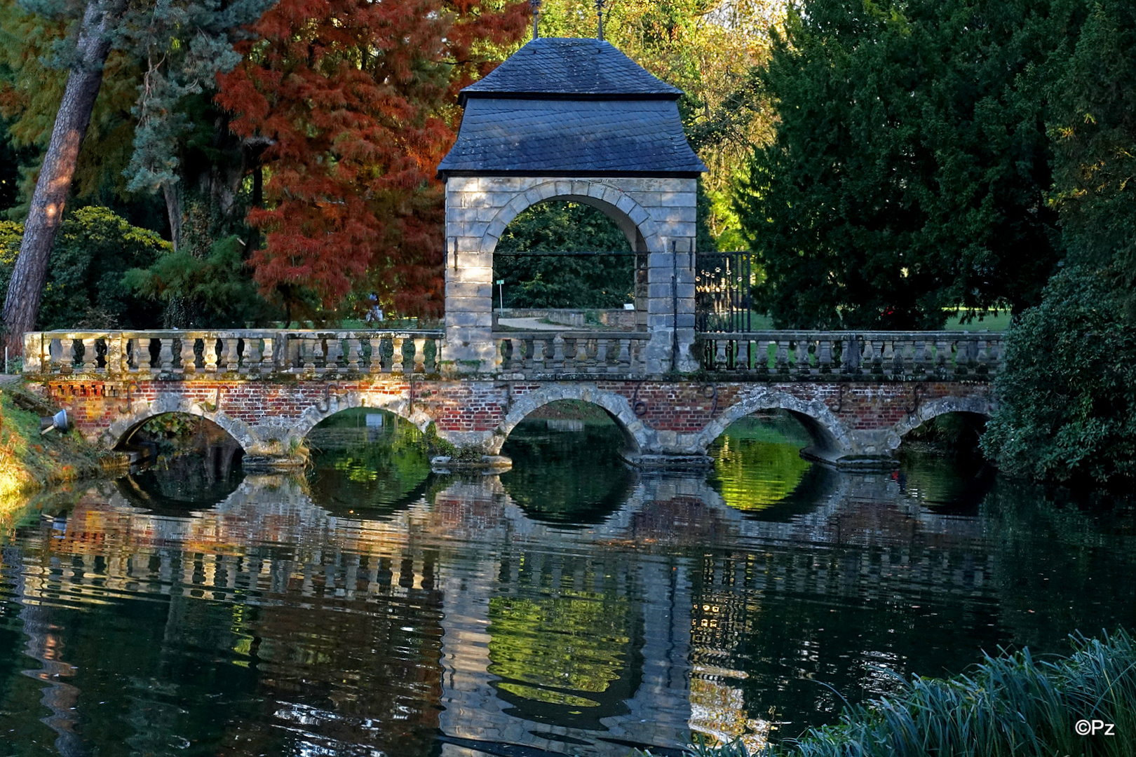 Dienstag ist Spiegeltag: Barockbrücke ...