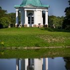 Dienstag ist Spiegeltag  Der Tempel in der Karlsaue in Kassel 