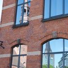 Dienstag ist Spiegeltag ---- Fenster in der Speicherstadt 