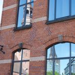 Dienstag ist Spiegeltag ---- Fenster in der Speicherstadt 